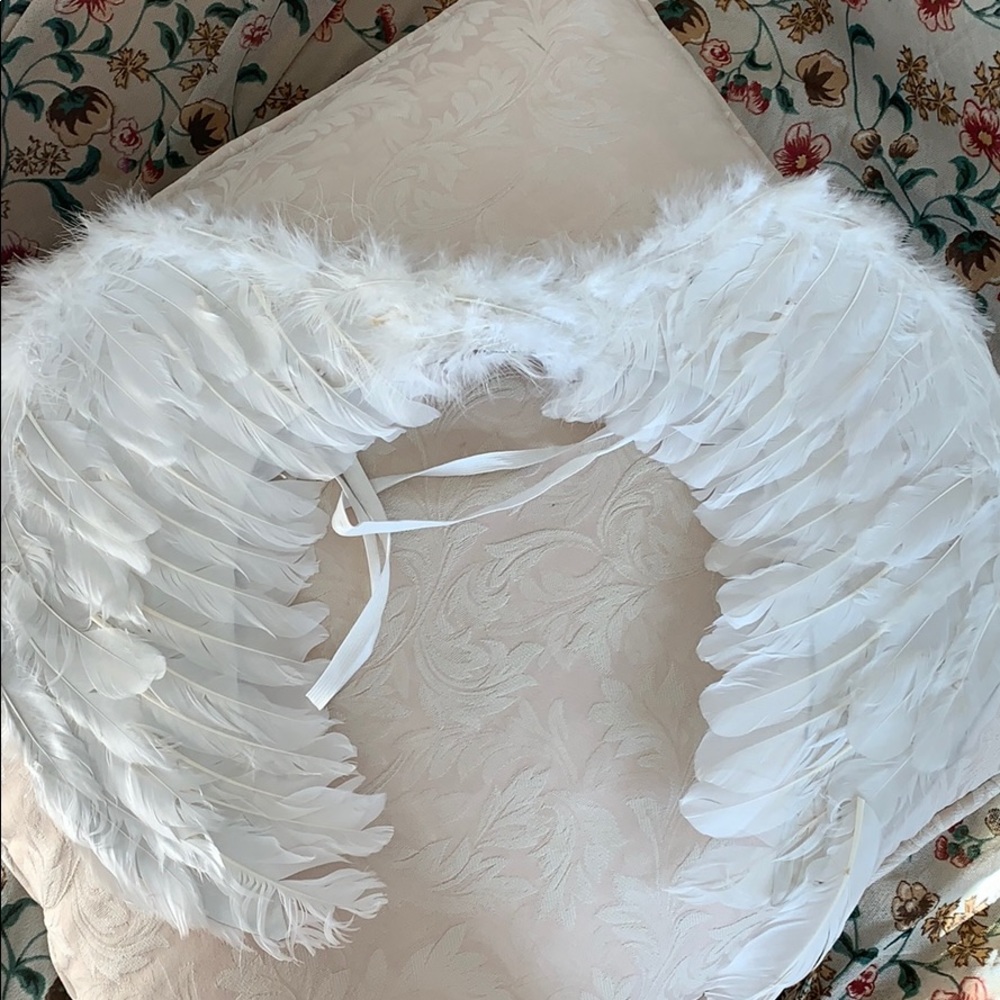 Angel wings - Picture 2 of 2